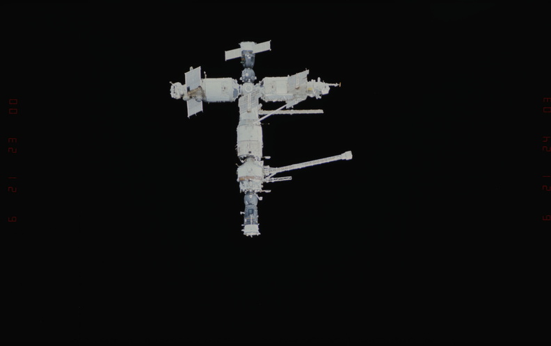 STS063-318-031.jpg