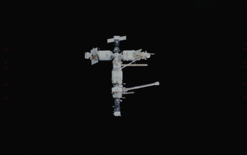 STS063-318-035.jpg