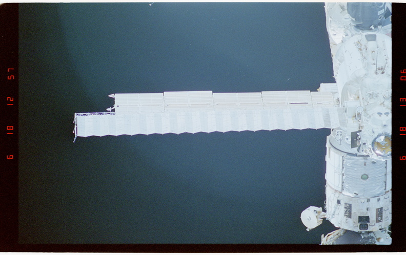 STS063-54-012.jpg