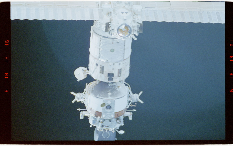 STS063-54-021.jpg