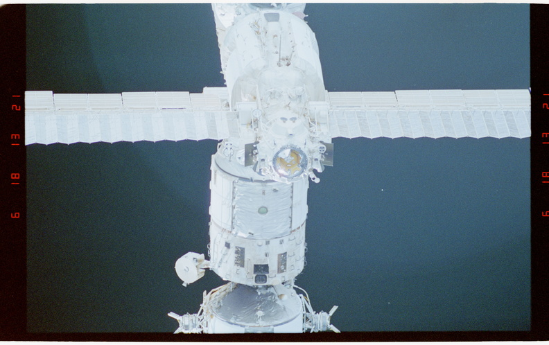 STS063-54-023.jpg