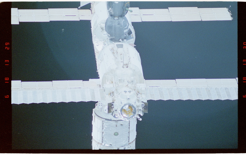 STS063-54-026.jpg