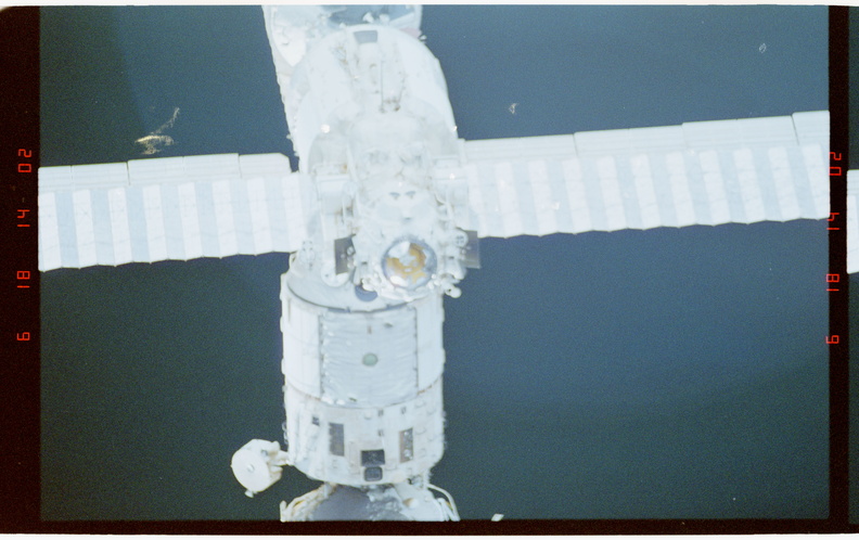 STS063-54-037.jpg