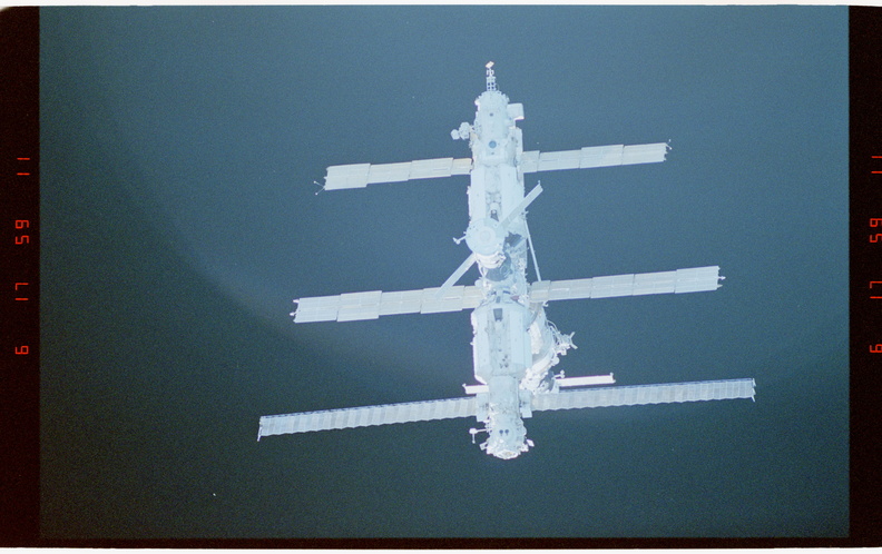 STS063-57-024.jpg