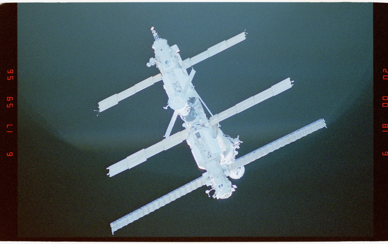 STS063-57-034.jpg