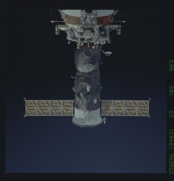 STS063-708-003.jpg