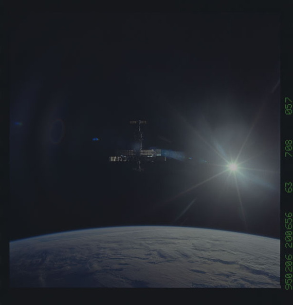 STS063-708-057.jpg