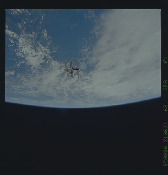 STS063-708-101.jpg