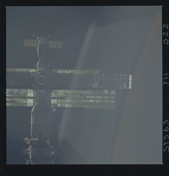 STS063-711-022.jpg