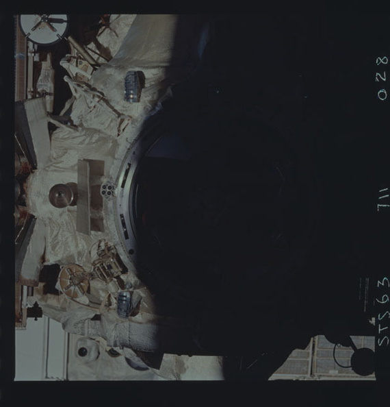 STS063-711-028.jpg