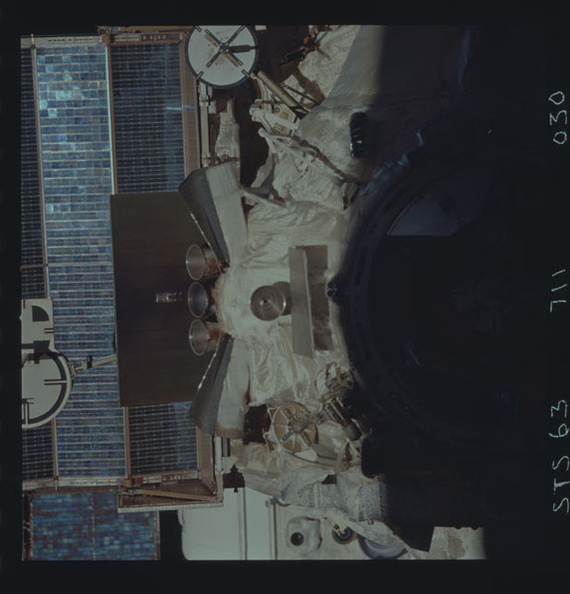 STS063-711-030.jpg