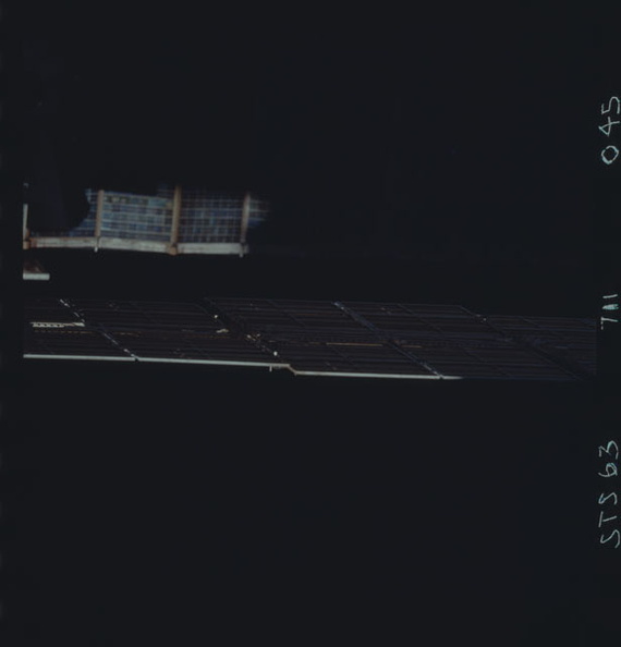STS063-711-045.jpg