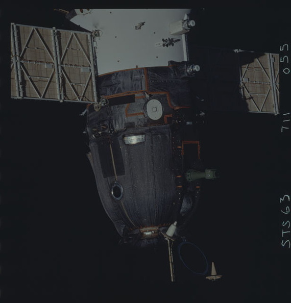 STS063-711-055.jpg