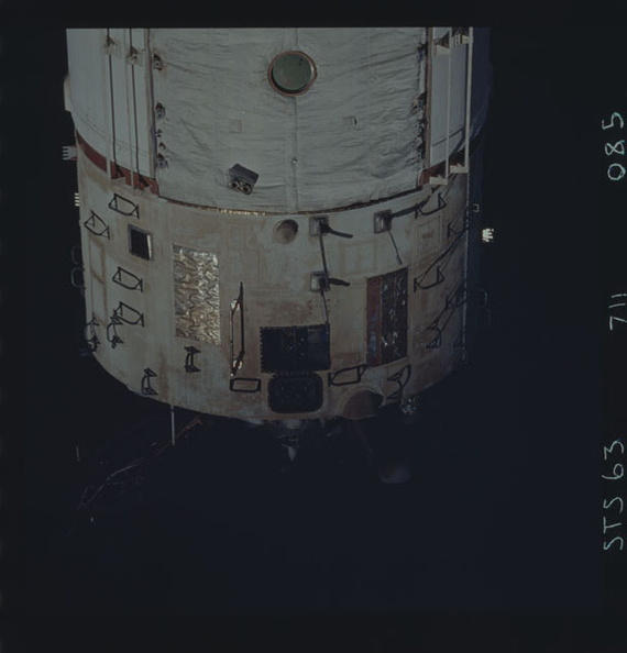 STS063-711-085.jpg