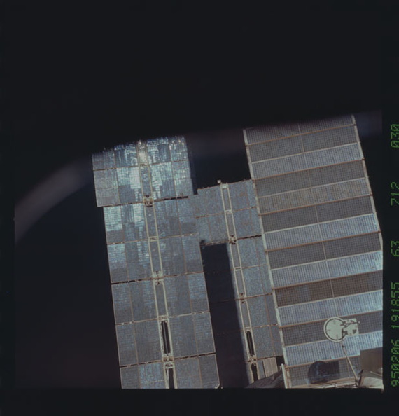 STS063-712-030.jpg