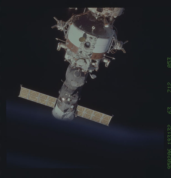 STS063-712-053.jpg