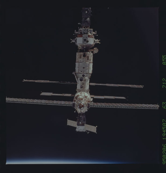 STS063-712-055.jpg