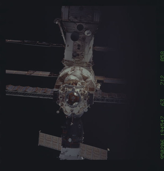 STS063-712-058.jpg