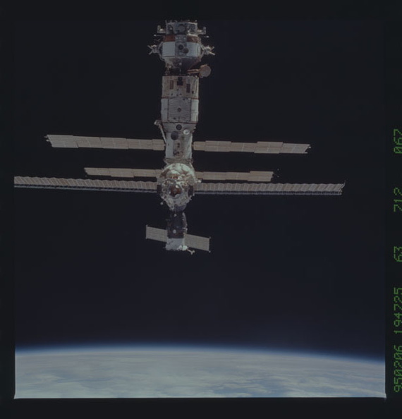 STS063-712-067.jpg