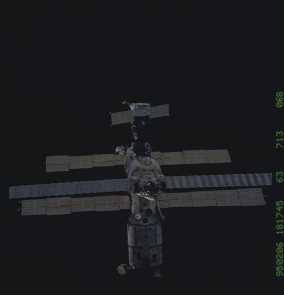 STS063-713-068.jpg