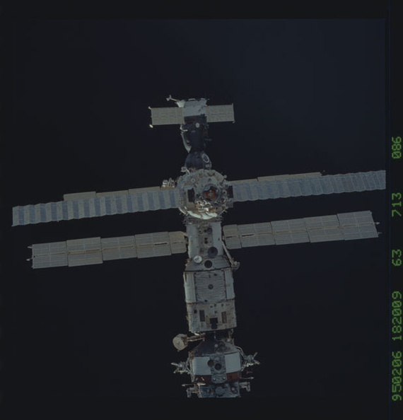 STS063-713-086.jpg