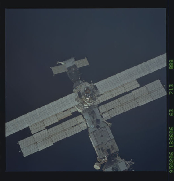 STS063-713-088.jpg