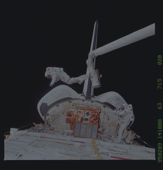 STS063-715-020.jpg