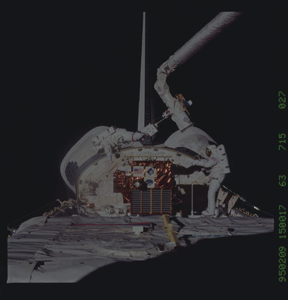 STS063-715-027.jpg