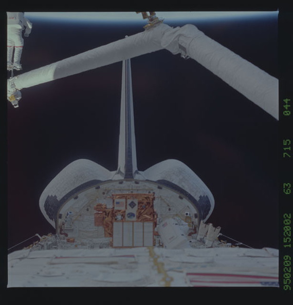 STS063-715-044.jpg