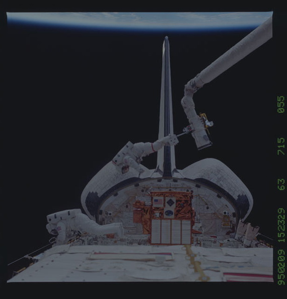 STS063-715-055.jpg