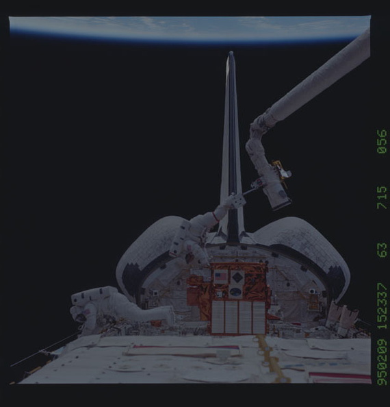 STS063-715-056.jpg
