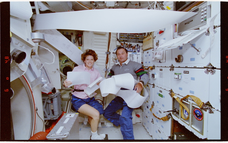 STS063-86-028.jpg