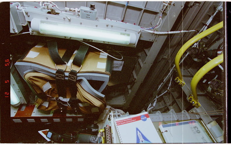 STS063-86-037.jpg