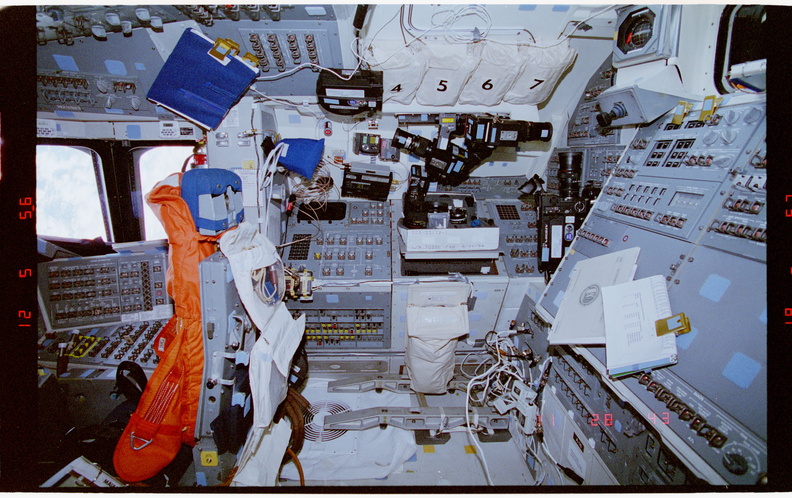 STS063-99-014.jpg