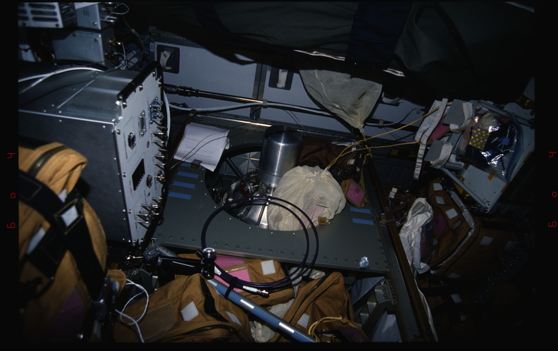 STS076-312-025.jpg