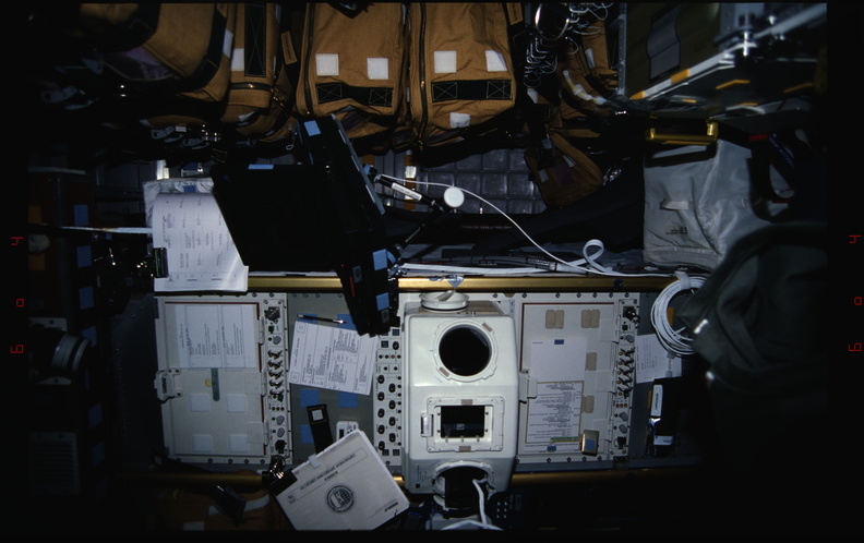 STS076-312-030.jpg