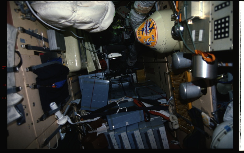 STS076-312-037.jpg