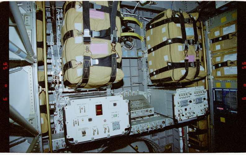 STS076-315-012.jpg