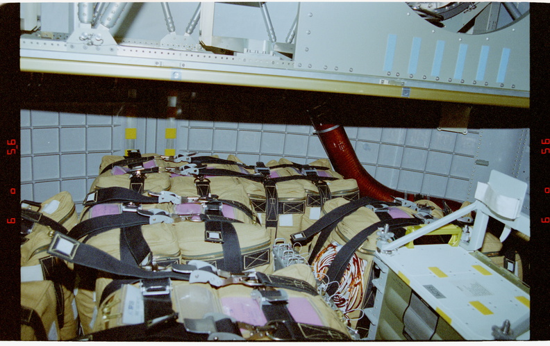 STS076-315-014.jpg