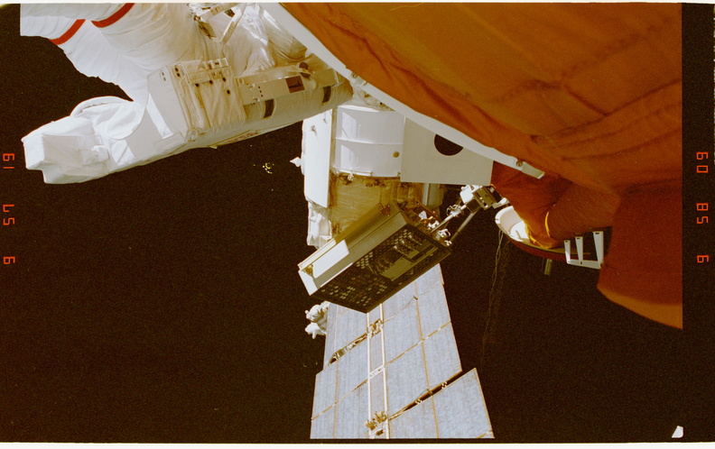 STS076-377-005.jpg