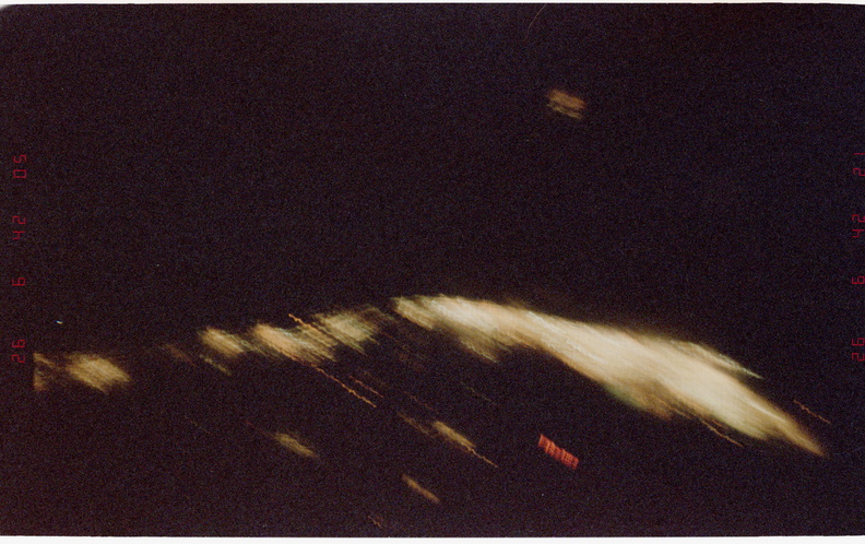 STS076-383-010.jpg