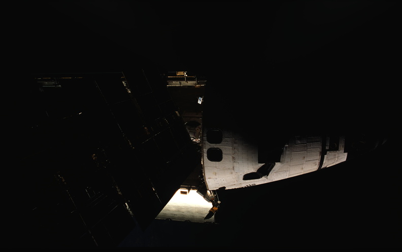 STS076-401-001.jpg