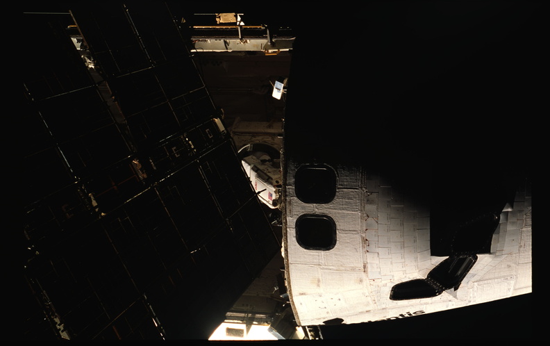 STS076-401-002.jpg
