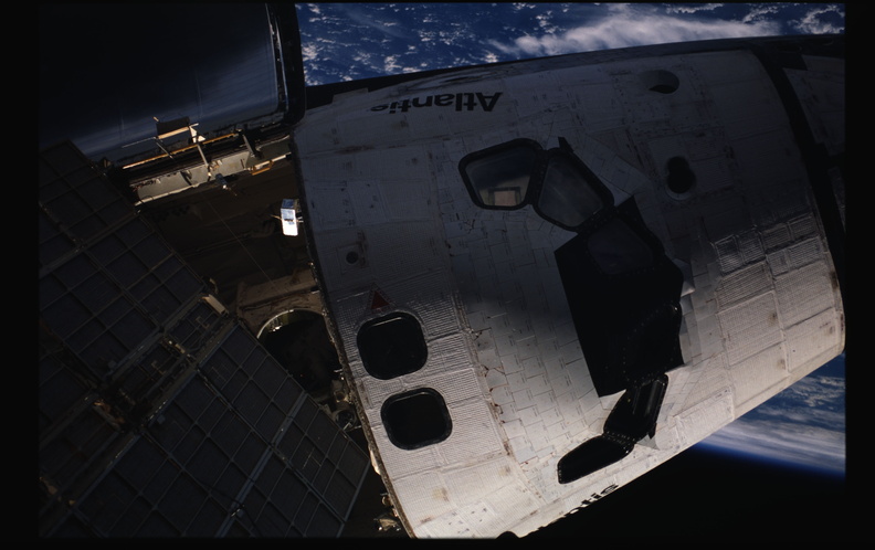 STS076-401-010.jpg