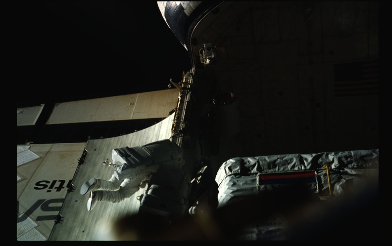 STS076-401-012.jpg