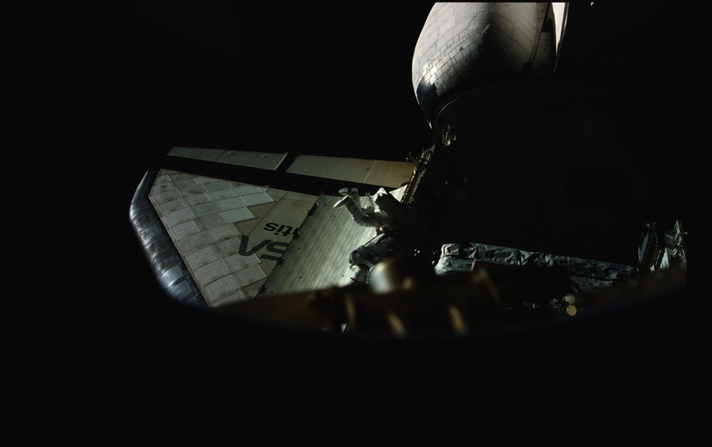 STS076-401-013.jpg