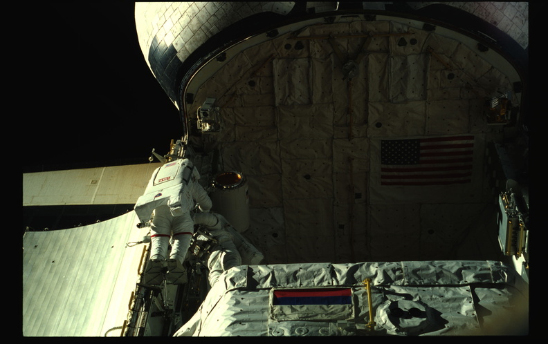 STS076-401-022.jpg