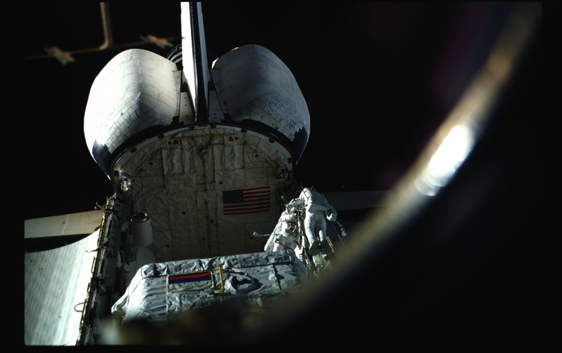 STS076-401-031.jpg