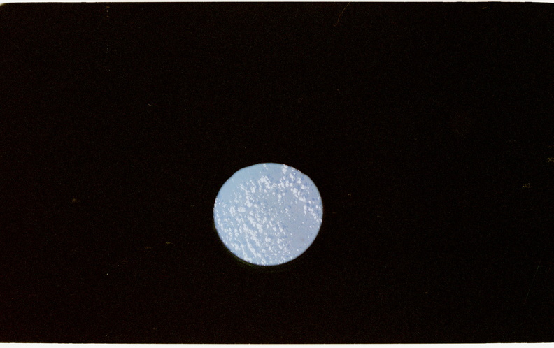 STS076-462-002.jpg