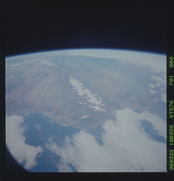 STS076-701-006.jpg